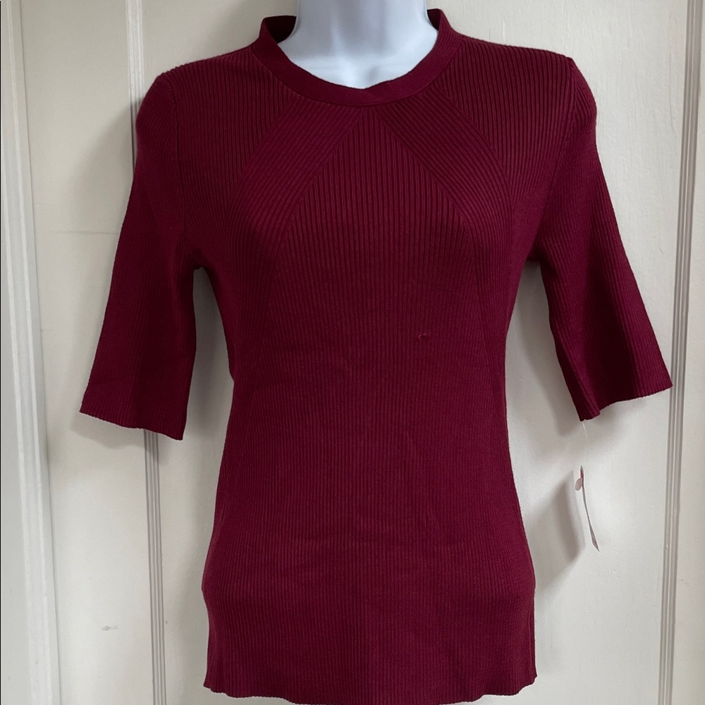 Grace Ribbed Short Sleeve Top in Burgundy
